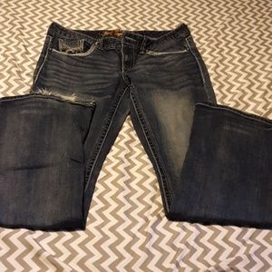 Maurices 11/12 Long jeans